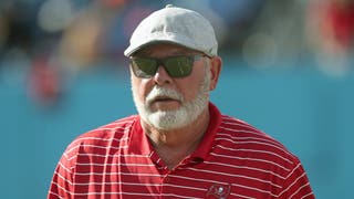 The NFL sends a letter to former Tampa Bay coach Bruce Arians after the Saints/Bucs brawl. (Photo by Cliff Welch/Icon Sportswire via Getty Images)