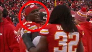 Tempers boiled over Sunday during the Chiefs/Bengals game. Willie Gay had to be held back during an argument with Charles Omenihu. (Credit: Screenshot/X Video https://twitter.com/NFLonCBS/status/1741585716922962129)