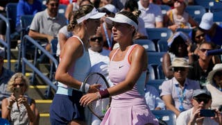 Marta Kostyuk Doesn't Shake Hands With Victoria Azarenka At US Open
