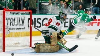 NHL: APR 19 Western Conference First Round - Wild at Stars