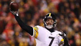 AFC Wild Card Playoffs - Pittsburgh Steelers v Kansas City Chiefs