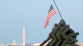 6b9fe8a3-National Iwo Jima War Memorial Monument in Rosslyn, Virginia overlooking Potomac and Washington D.C.