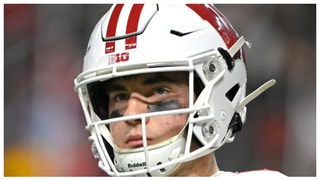 Former Wisconsin quarterback Graham Mertz reportedly transferring to Florida. (Credit: Getty Images)