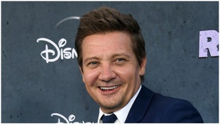 Jeremy Renner's physician details the pain the actor was in after plowing accident. (Credit: Getty Images)