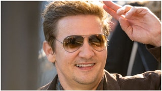 Star actor Jeremy Renner's eye popped out during plowing accident. (Credit: Getty Images)