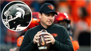 Oregon State coach Jonathan Smith bluntly addressed rumors he might take the Michigan State job. Will MSU hire Smith? (Credit: Getty Images)