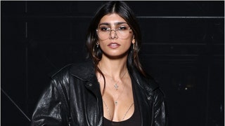 Mia Khalifa is going viral after she posted a video of an interaction with a Jewish woman. What are people saying? What happened? (Credit: Getty Images)