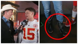 Patrick Mahomes will drink beer out of Cooper Manning's boot if the Chiefs win the Super Bowl. (Credit: Screenshot/Twitter Video https://twitter.com/NFLonFOX/status/1622794214923767809)