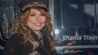 f0396ce6-Shania-Train