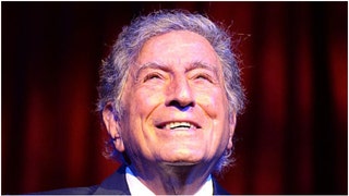 Legendary singer Tony Bennett has died at the age of 96. What was the cause of death? Tributes are pouring in on Twitter. (Credit: Getty Images)