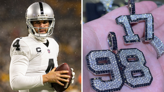 Derek Carr Gifted Custom Jewelry To Raiders All-Pro Teammates