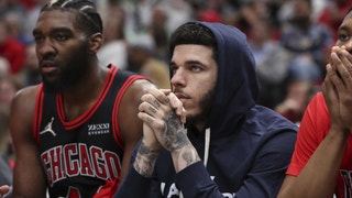 Bulls Don't Have A Clue Why Lonzo Ball Is Still Feeling Knee Pain: Report
