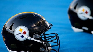 Pittsburgh Steelers v Los Angeles Chargers
