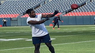 Melvin Gordon Practices With His Cell Phone Stuffed In His Sock