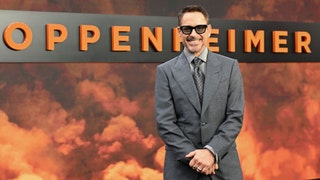 Robert Downey Jr. at Oppenheimer premiere.