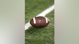 ncaafotballball1128
