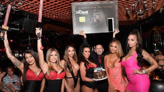 Las Vegas Strip Club Offering Free Lap Dances For Military Members On Veterans Day