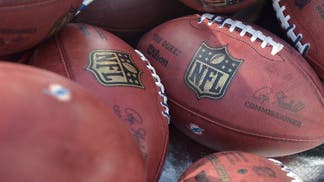 5e6899db-Miami Dolphins v Carolina Panthers