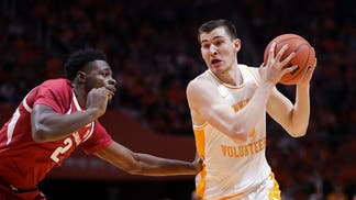 Arkansas v Tennessee