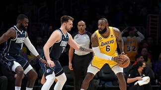 Dallas Mavericks v Los Angeles Lakers
