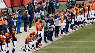 de54019d-Las Vegas Raiders v Denver Broncos