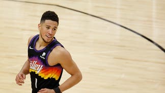 Philadelphia 76ers v Phoenix Suns