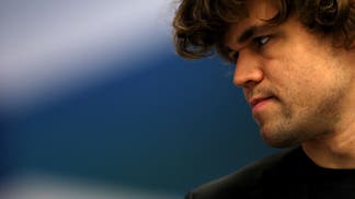 World Champion Chess Player Magnus Carlsen Loses After Mouse Slip