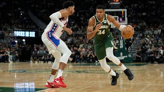 752e8439-Philadelphia 76ers v Milwaukee Bucks