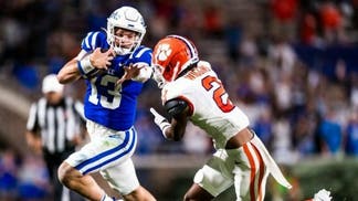 Duke QB Riley Leonard scrambles for the touchdown against Clemson