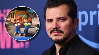 John Leguizamo Mario