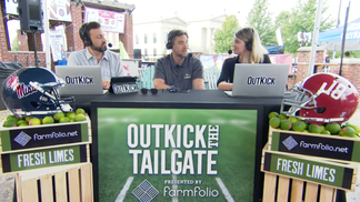 Clay_OutKicktheTailgate