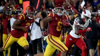 USC Visits Oregon State Saturday And Boat-Races The Beavers