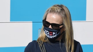 54f68883-chelsea-handler-mask