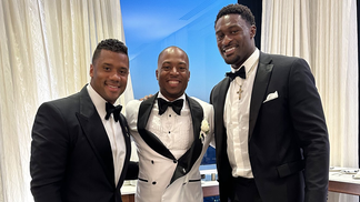 tyler-lockett-wedding-seahawks-teammates-russell-wilson-dk-metcalf-shorts-photos-air-force-one
