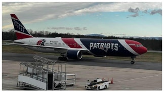 Patriots let UVA football use team plane.