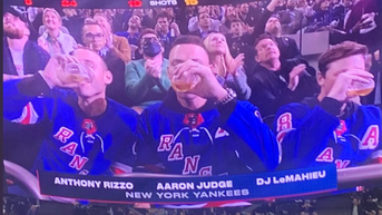Aaron Judge, Yankees slam beers at Rangers game