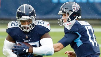 Houston Texans v Tennessee Titans