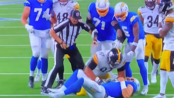 Cam Heyward punch Justin Herbert