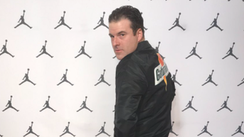 Darren Rovell needs help finding woman