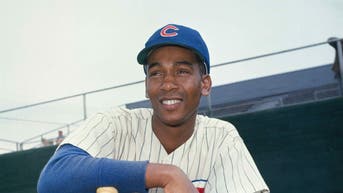 d432293e-ErnieBanks