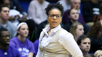 Miami Of Ohio WBB Coach DeUnna Hendrix Resigns Amid Investigation Into Relationship With Player
