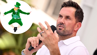 Matt Leinart Rocks Full Leprechaun Costume After Losing Bet To Brady Quinn