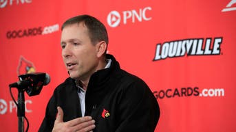 Central Arkansas v Louisville