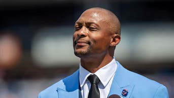Indianapolis Colts v Tennessee Titans