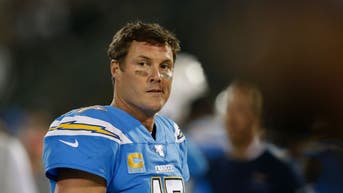 Los Angeles Chargers v Oakland Raiders