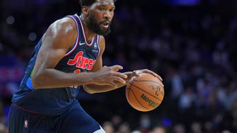 Los Angeles Clippers v Philadelphia 76ers