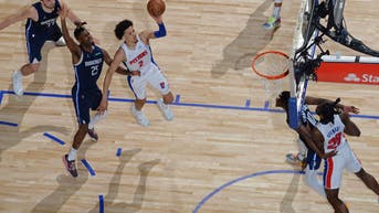 dcdfb6c5-Dallas Mavericks v Detroit Pistons