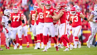 Buffalo Bills v Kansas City Chiefs