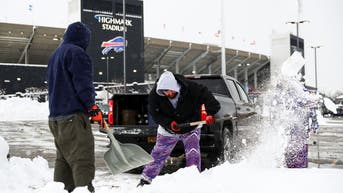 903fd325-Miami Dolphins v Buffalo Bills