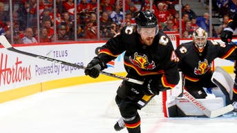 2d1086e1-Tampa Bay Lightning v Calgary Flames